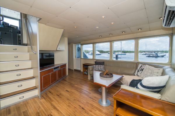 haruku-yacht-charter-bali(17)